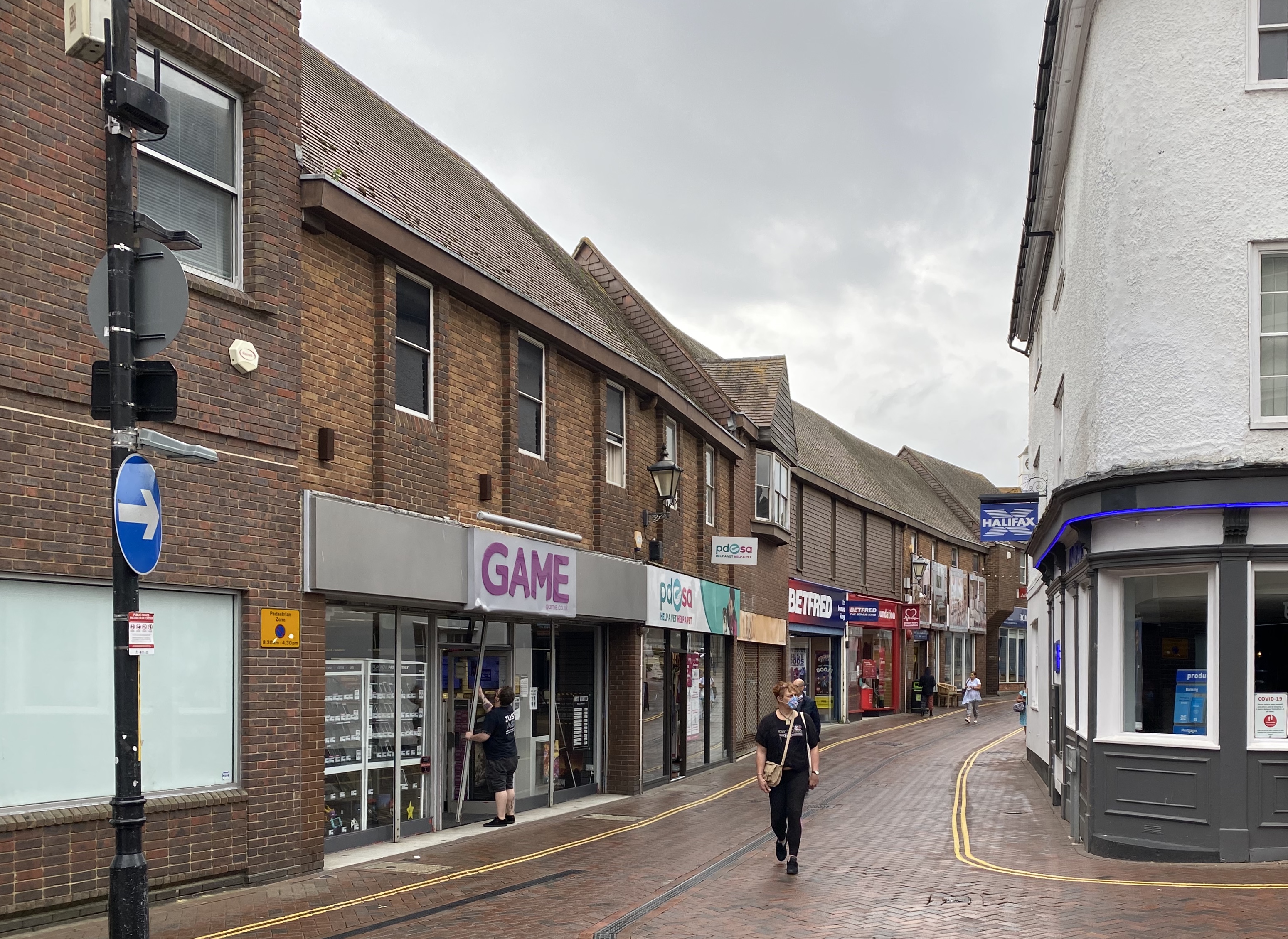 Then and now pictures of Ashford town centre